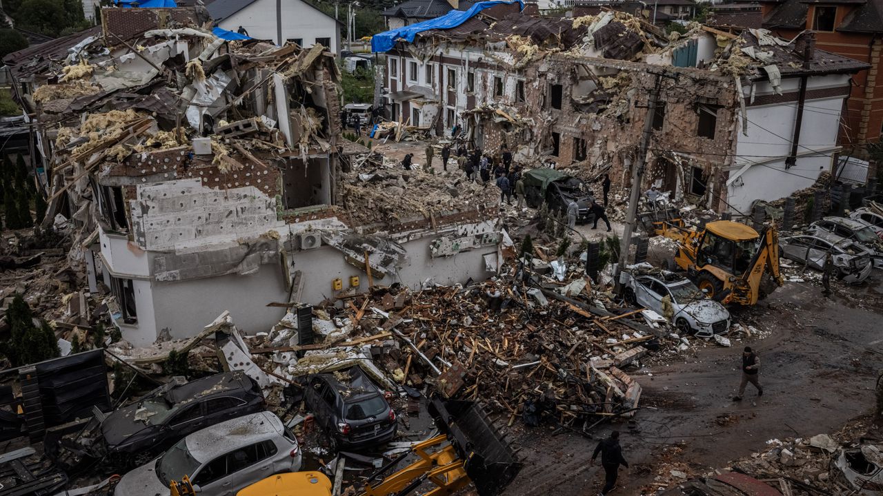 ООН съобщи за безпрецедентна жилищна криза в Украйна заради войната