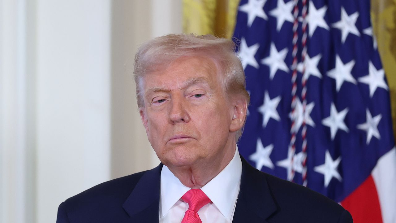 Сара Бекстром от Западна Вирджиния, един много уважаван човек, един