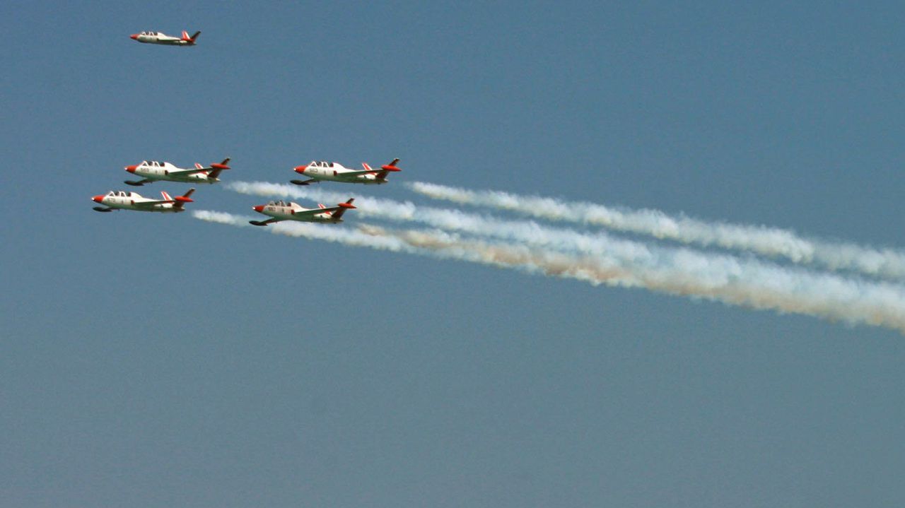 Според информация на сирийски медии, при атаките са загинали най-малко