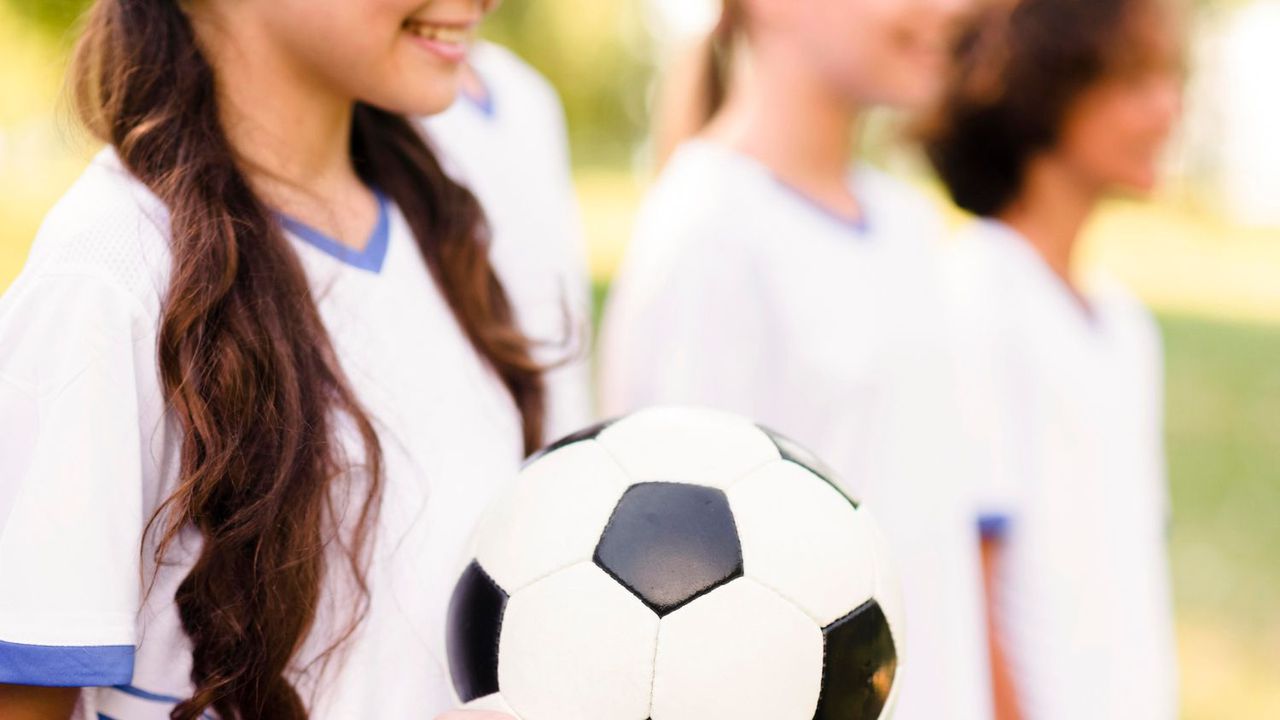 Момчетата споделиха снимка от съблекалнята в личните си профили в