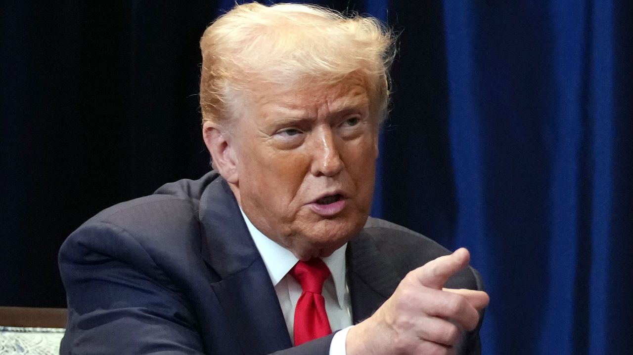 Според тях от април 2025 г. насам служители на Държавния