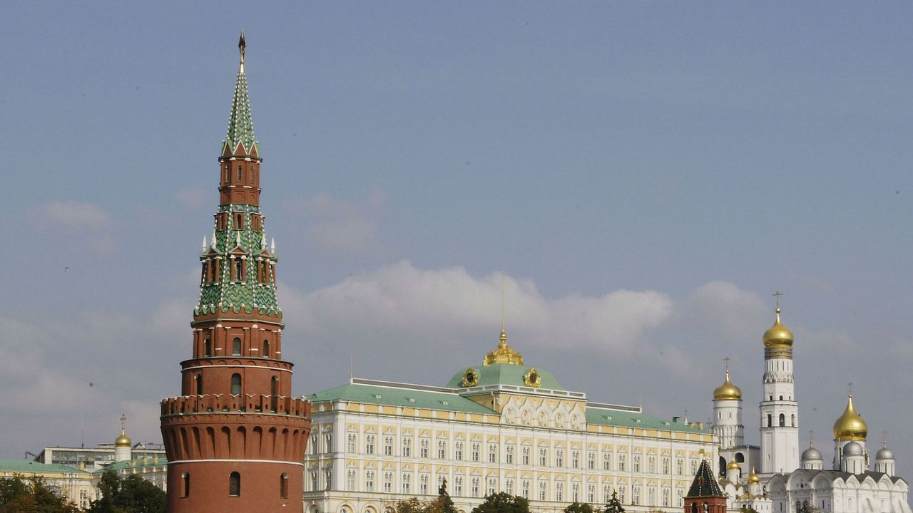 Говорителят на Кремъл Дмитрий Песков заяви пред репортери, че изтичането