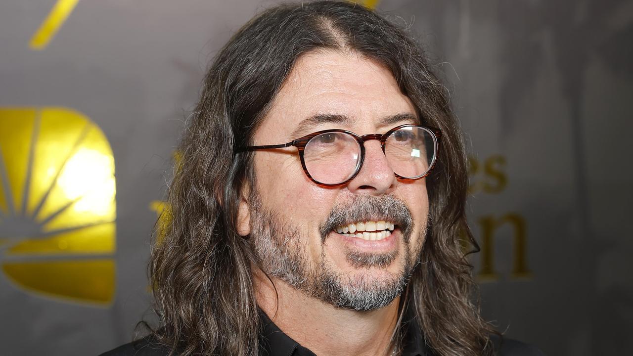 Барабанистът на Nirvana и фронтмен на Foo Fighters, Дейв Грол,