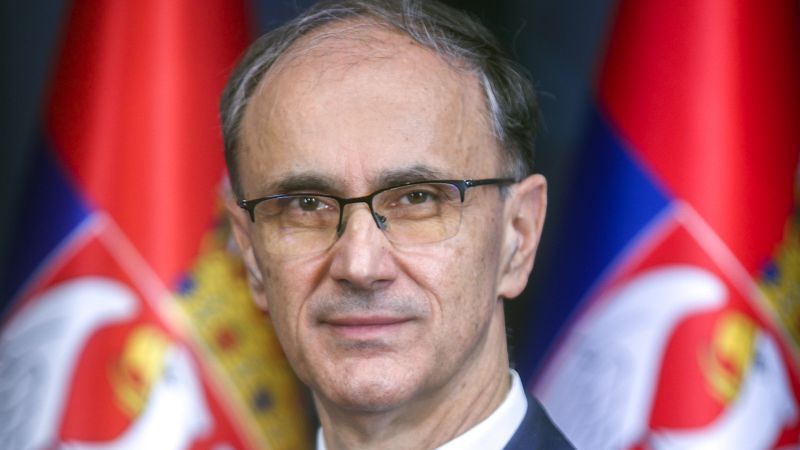 Освиркаха сръбския премиер в Нови Сад