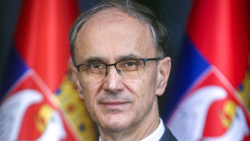 Освиркаха сръбския премиер в Нови Сад