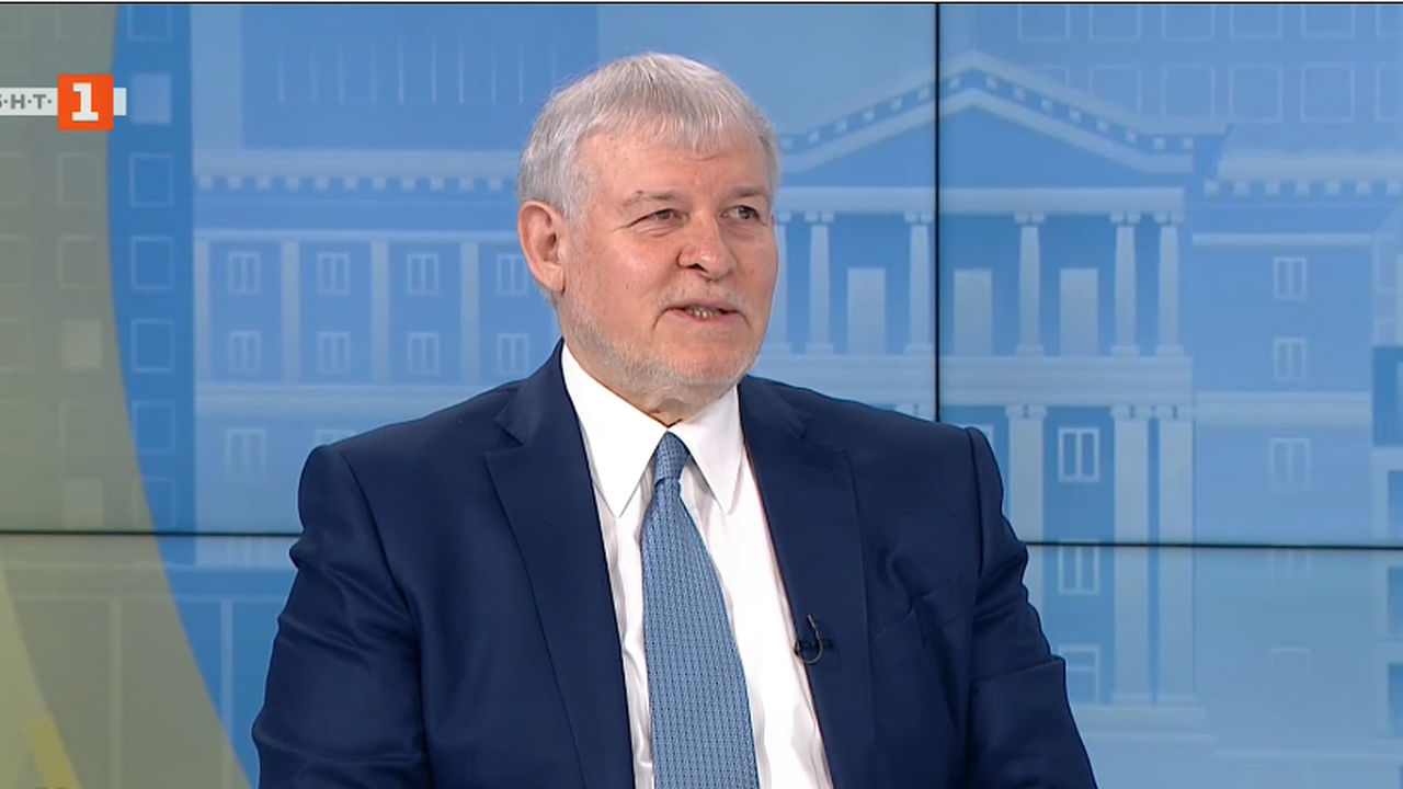 Румен Христов: СДС е отмъстен, Доган и хората около него свалиха първото демократично правителство