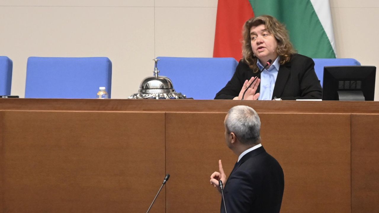 НА ЖИВО: Скандал разтърси парламента! НС прие на първо четене законови промени, свързани с доставката на вода за напояване