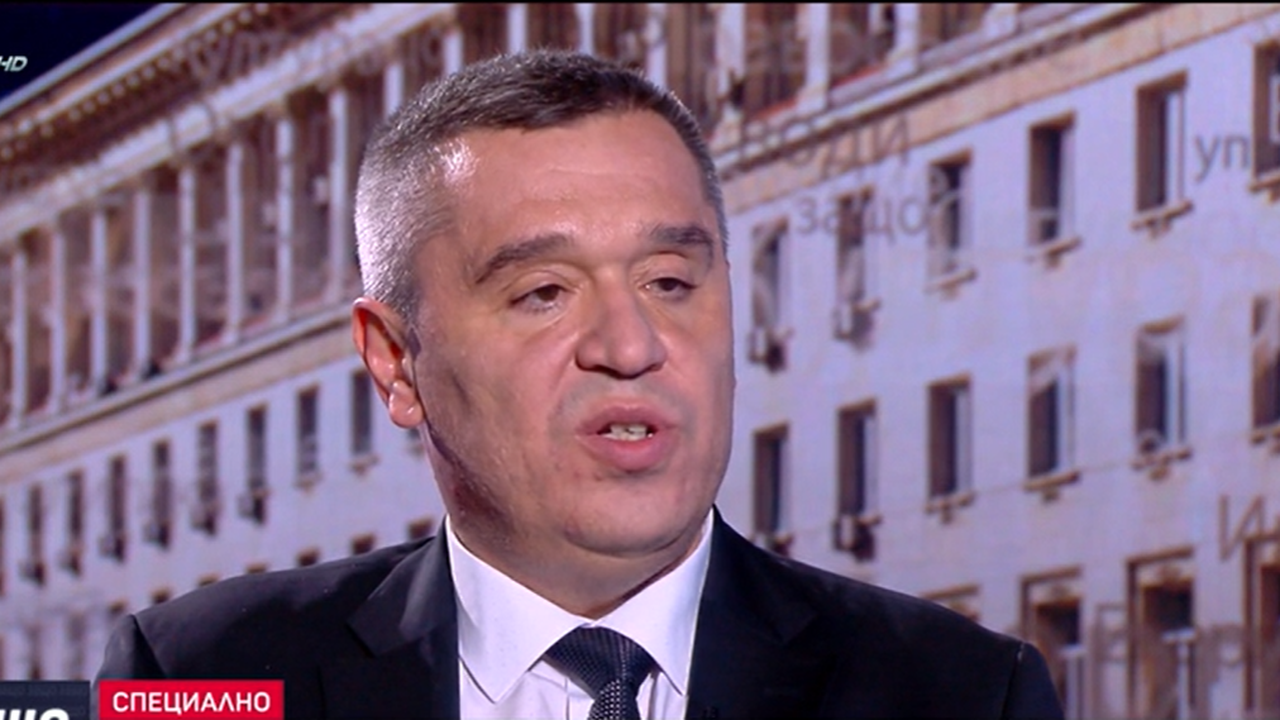 Тахов за установеното от КЗК, КЗП и НАП увеличени на някои храни: Това е спекула