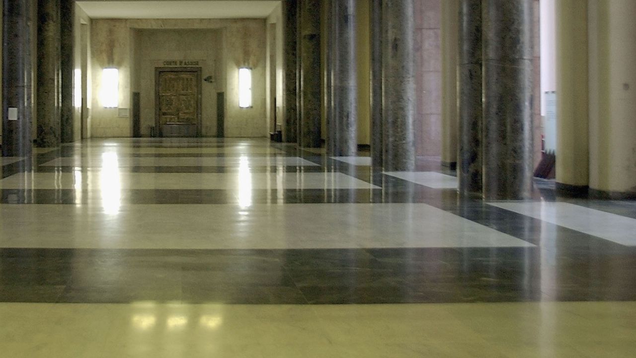 Двама души са обвинени в причиняване на средна телесна повреда