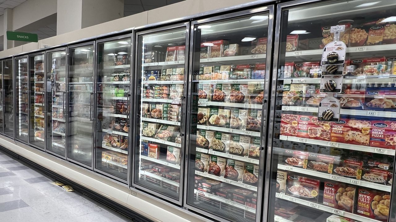 Откриха смъртоносна бактерия в замразена храна, продавана в голяма верига хипермаркети
