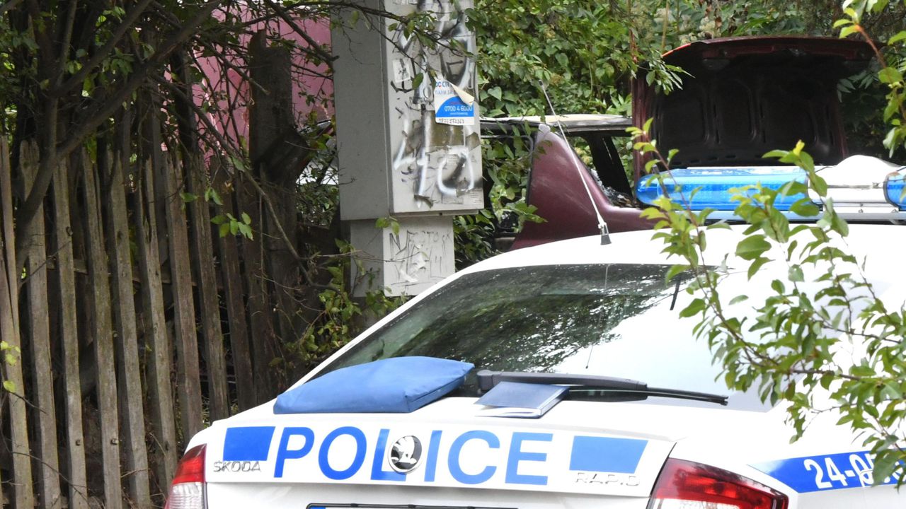 Оперативна група, разследващи и съдебен лекар са извършили оглед, по