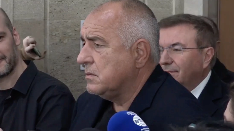 Сега ще има председателски съвет. Сега си залегна ротацията в