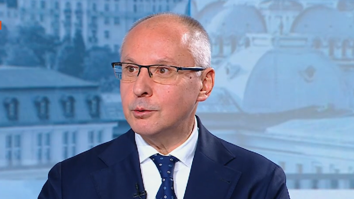 Дефицитът, според него, е и на лидер, и на идеи.