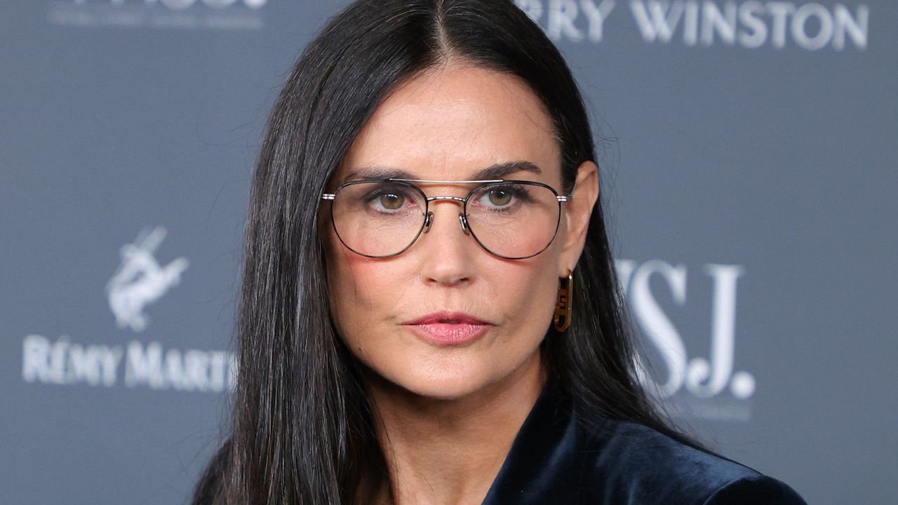 Деми Мур шокира света с интимна тайна