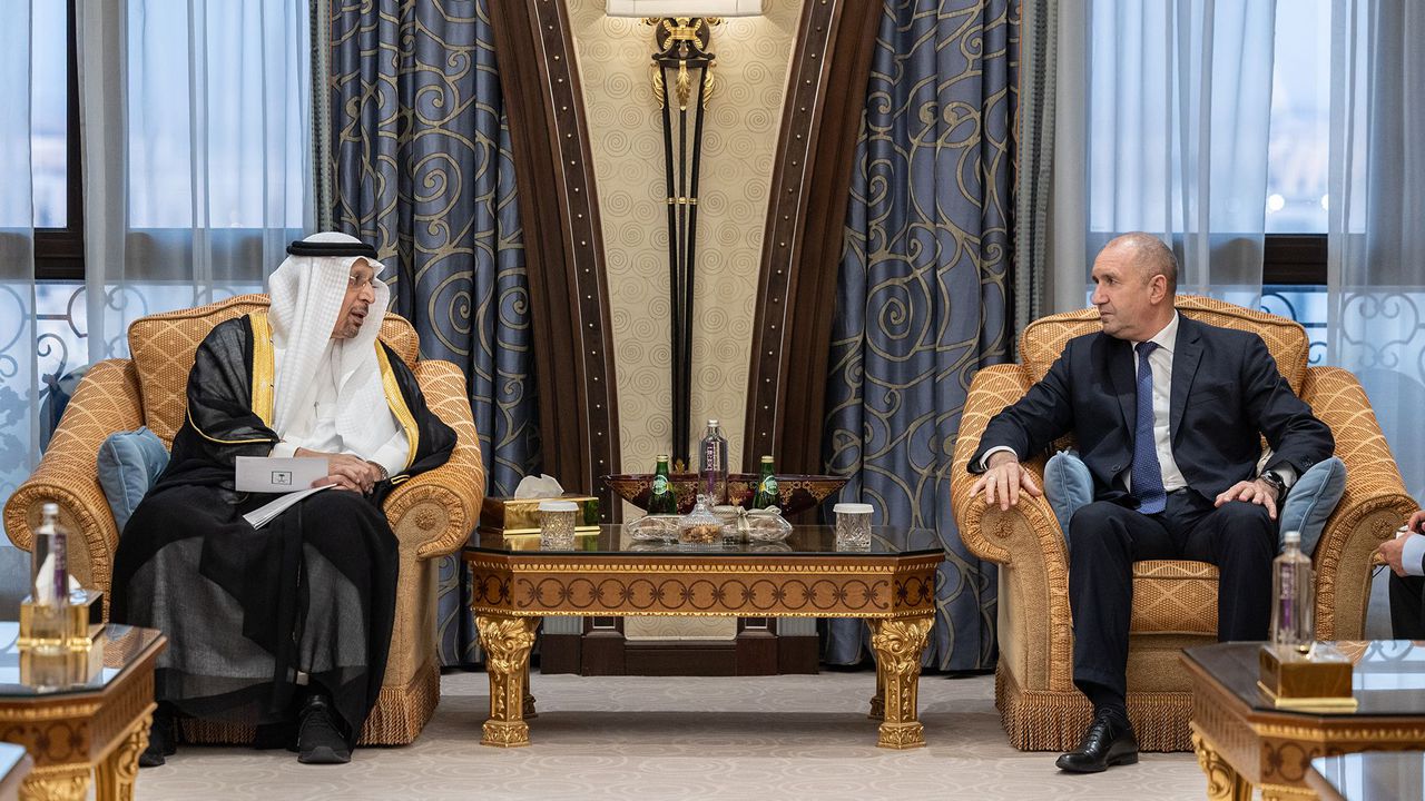 Българският държавен глава е на посещение в Рияд по покана