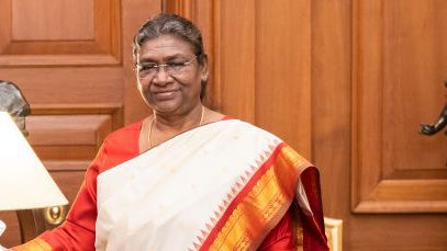 Мурму стана първият държавен глава на Индия, който е летял