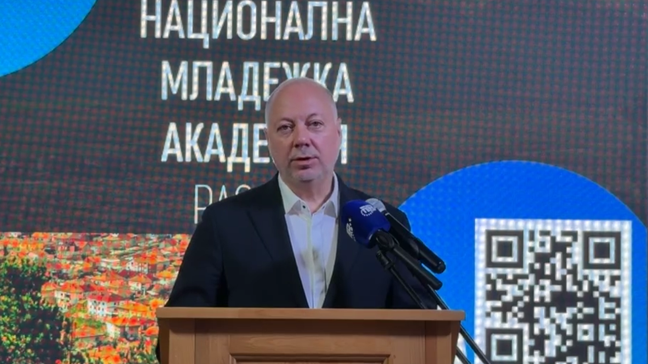 От сцената министър-председателят представи последни данни относно ситуацията в Благоевградско