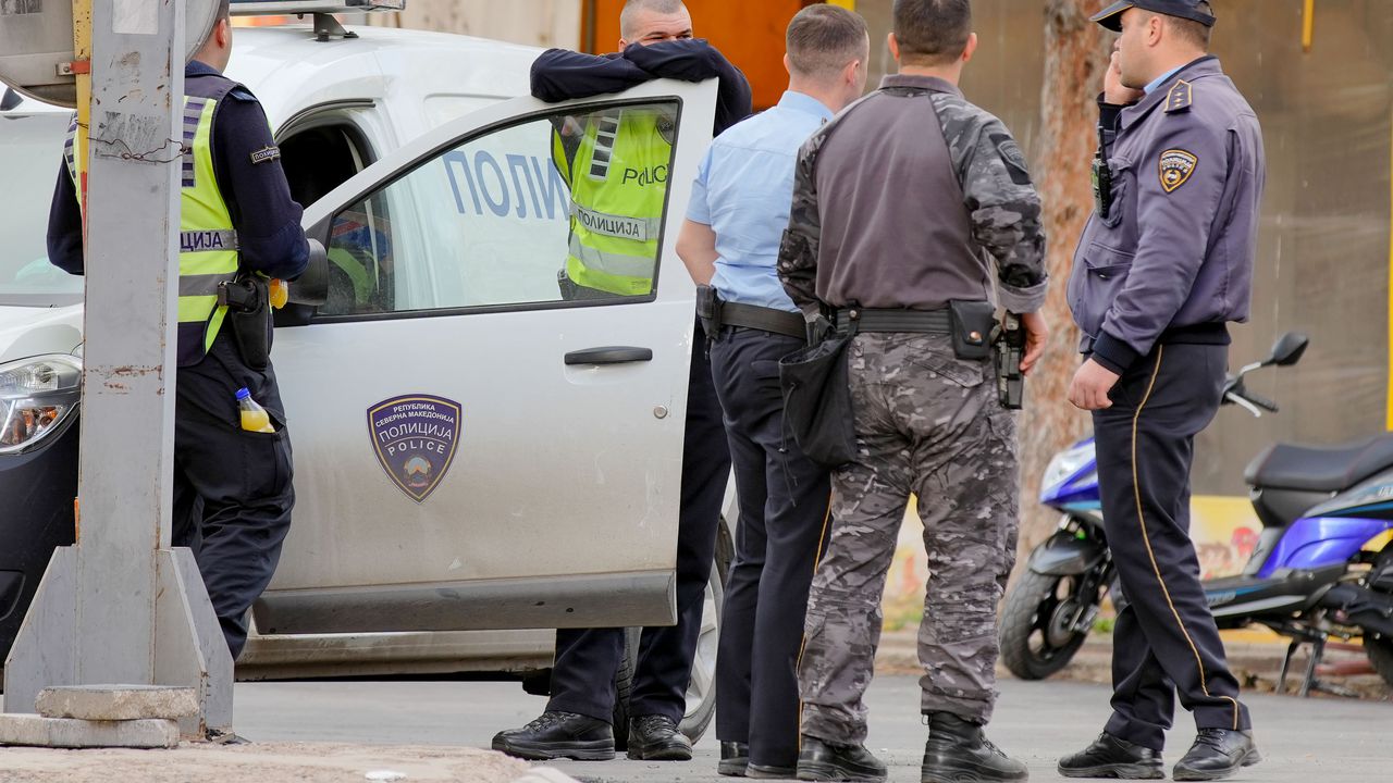 Прокуратурата е спряла разследването срещу седем полицейски служители, след като