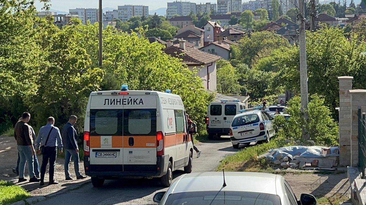 Убийство от страст ли стои в основата на трагедията с мъртвото 18-годишно момиче в Хасково?