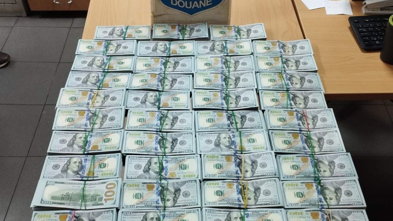 Недекларирана валута за над 1 070 000 лева откриха митничари