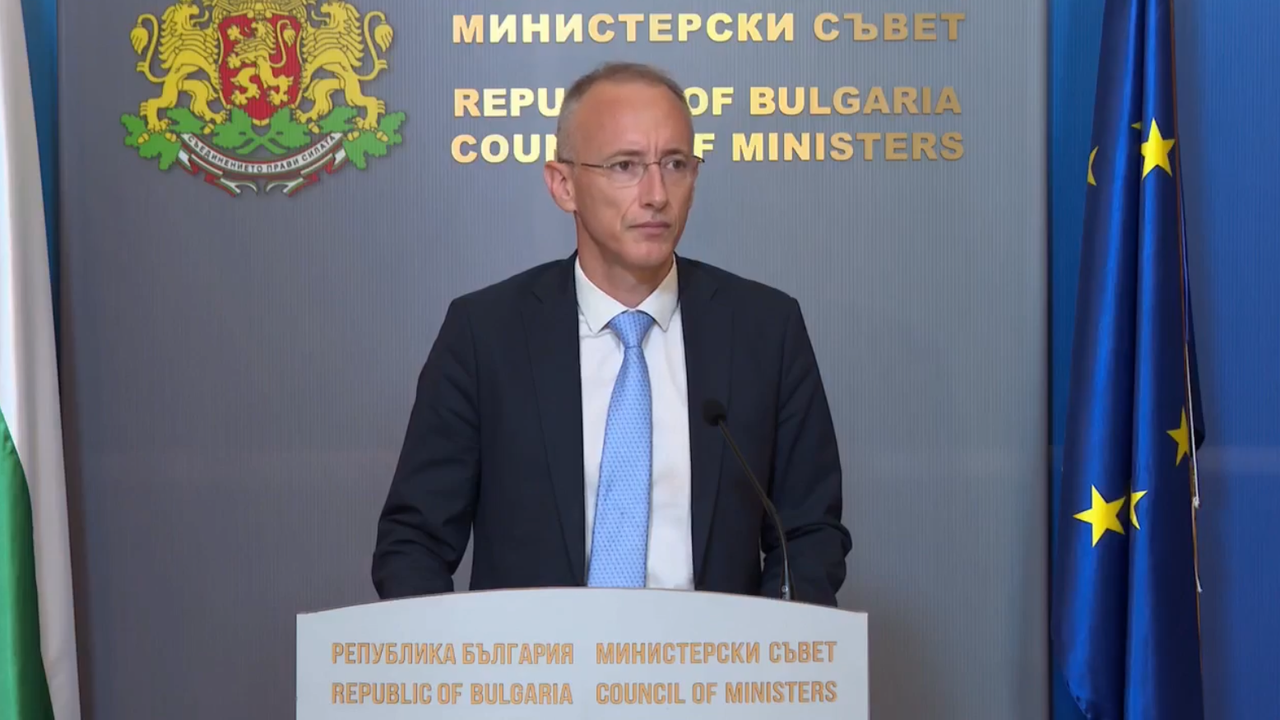 Министър Вълчев: Ще бъдем безкомпромисни, ако се установи насилие над децата в интерната в с. Варненци