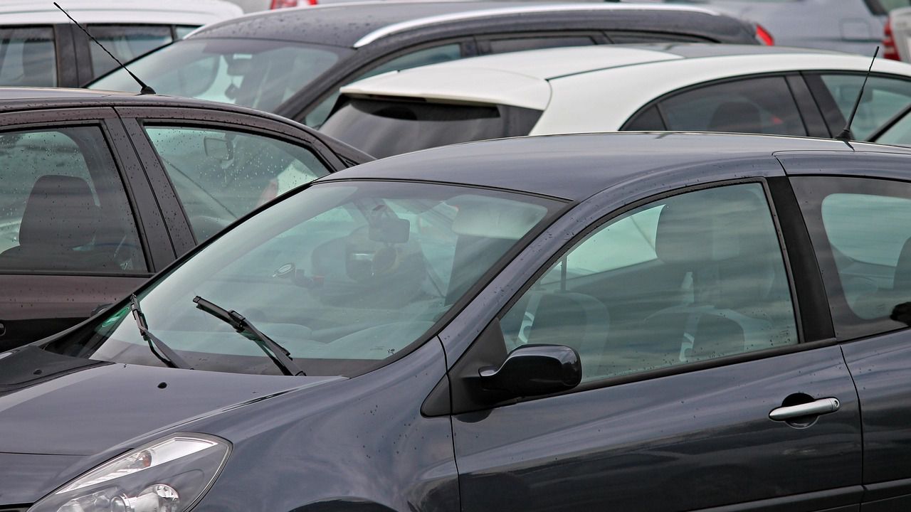 Гърция разследва престъпна схема с българско участие за внос на коли втора ръка