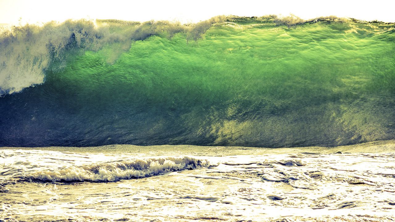 Над 1,9 милиона души в цяла Япония бяха призовани да