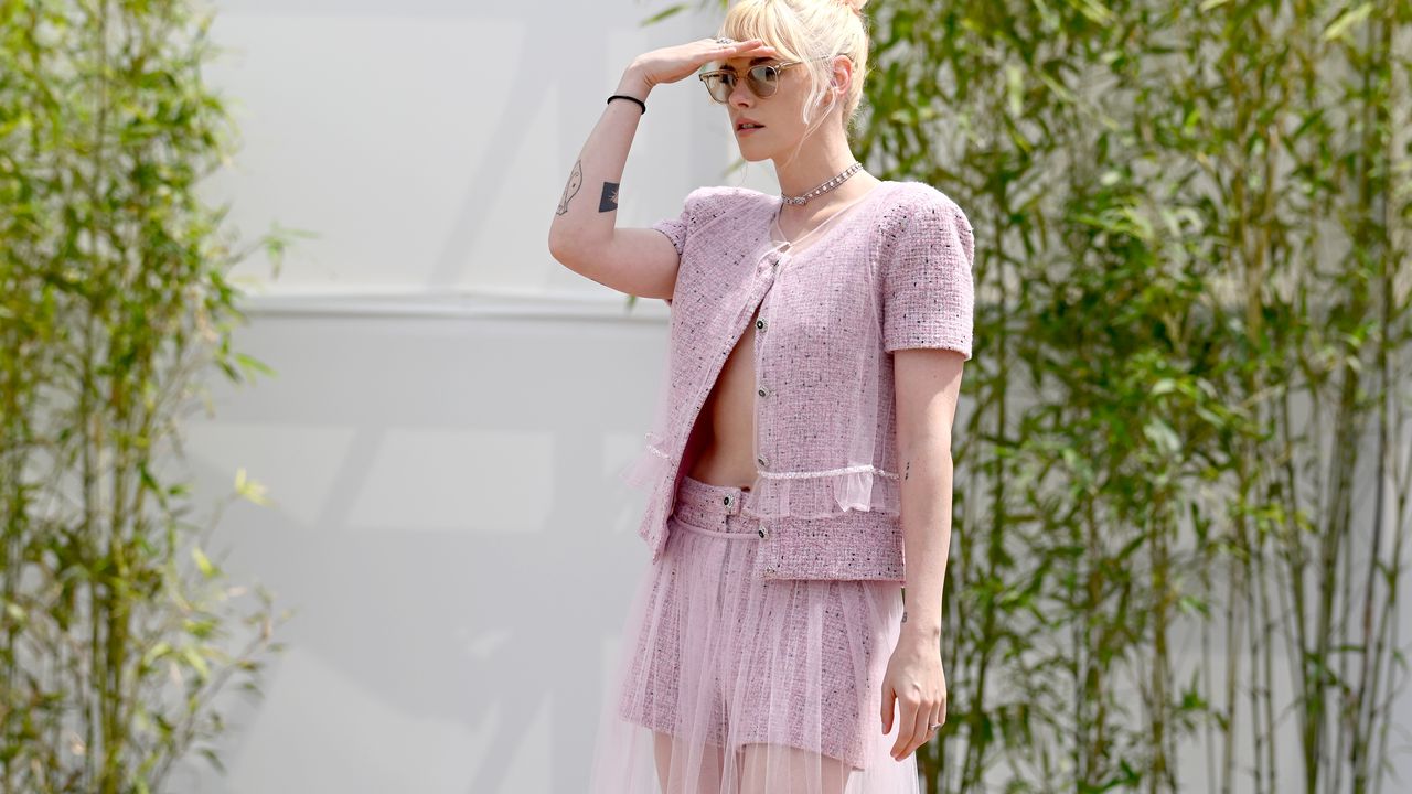 Актрисата Кристен Стюарт изненада с промяна във външния си вид.