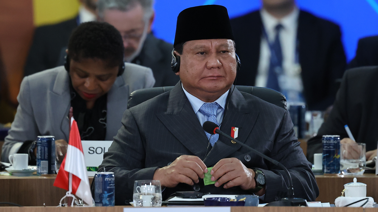 Президентът на Индонезия отмени посещението си в Китай