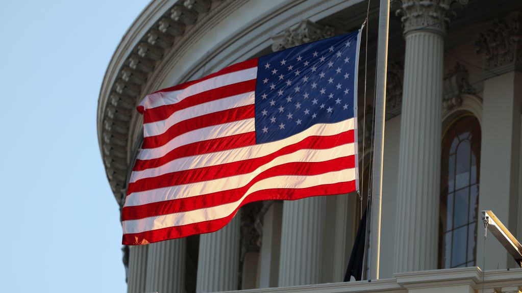 Смъртоносните удари с ракети и дронове по Украйна поставят под