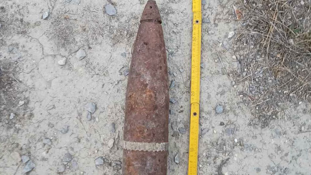 Военнослужещи унищожиха невзривен боеприпас, открит в област Шумен