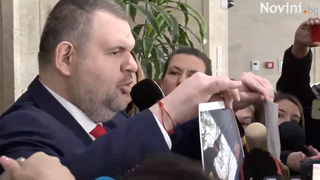 Пеевски: Всичко в Пазарджик е било пърформанс, организиран от пуделите и пачките