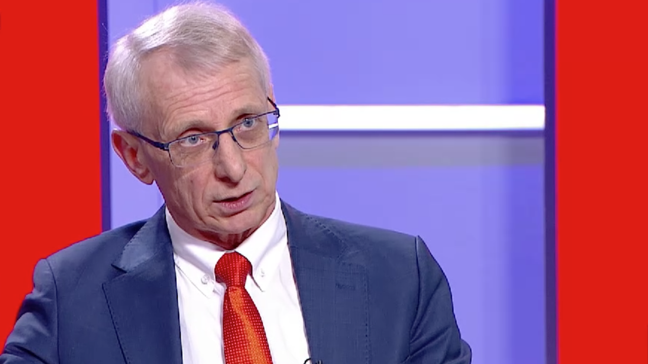 Според него идеята бюджетът да се преправи между другото е