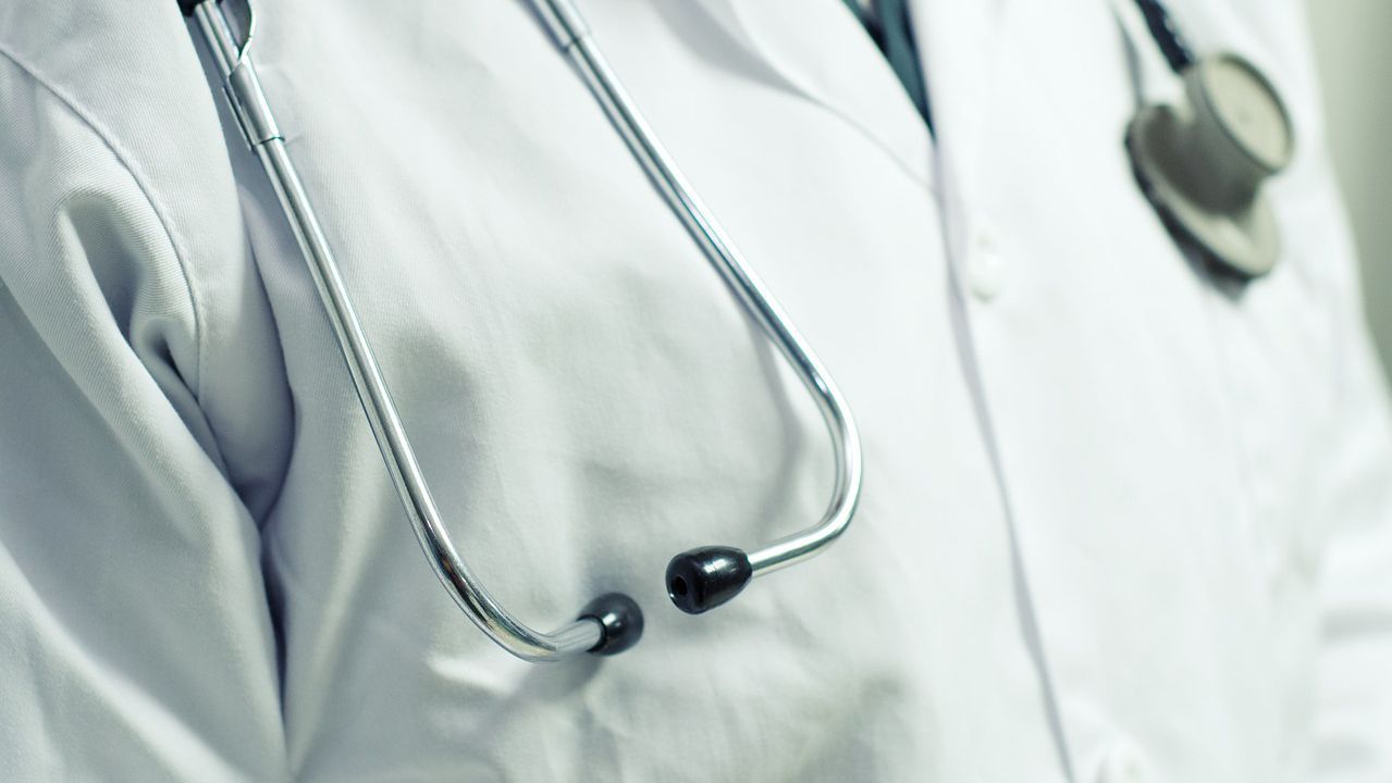 През 2024 г. над 30% от лекарите в Търговищко са на 65 и повече години