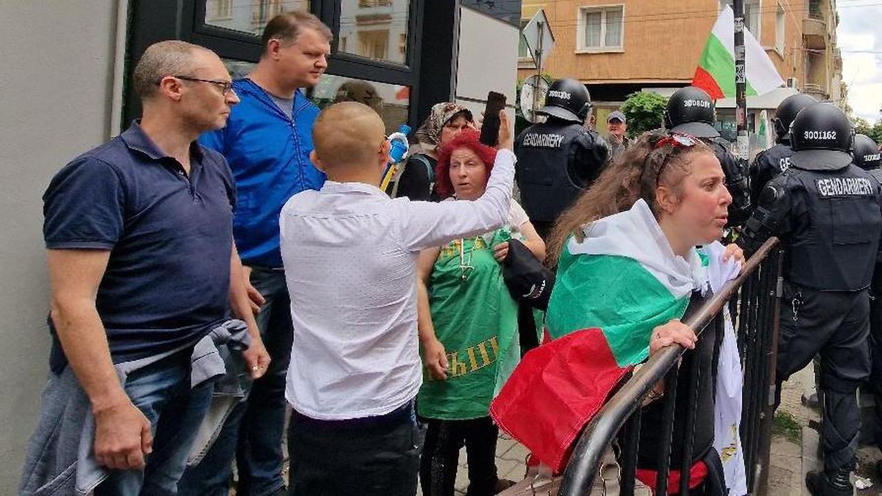 Приключи протестът срещу еврото в София