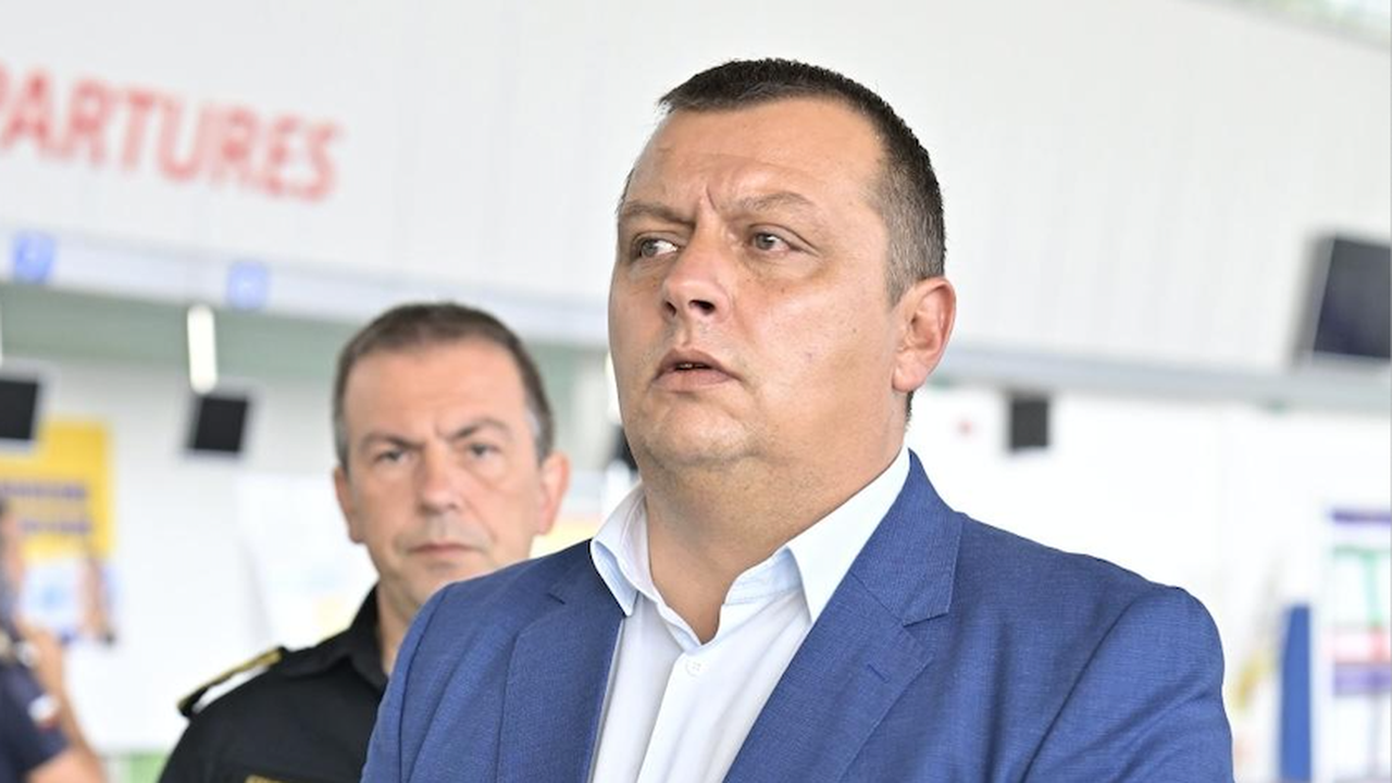 Темата с шарката по дребните преживни животни е изведена като