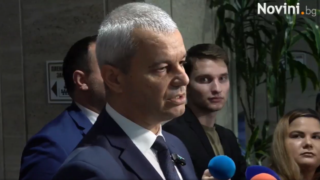 Костадинов: Това лято от „Възраждане“ няма да почиваме, тръгваме из страната, за да решим проблема с безводието