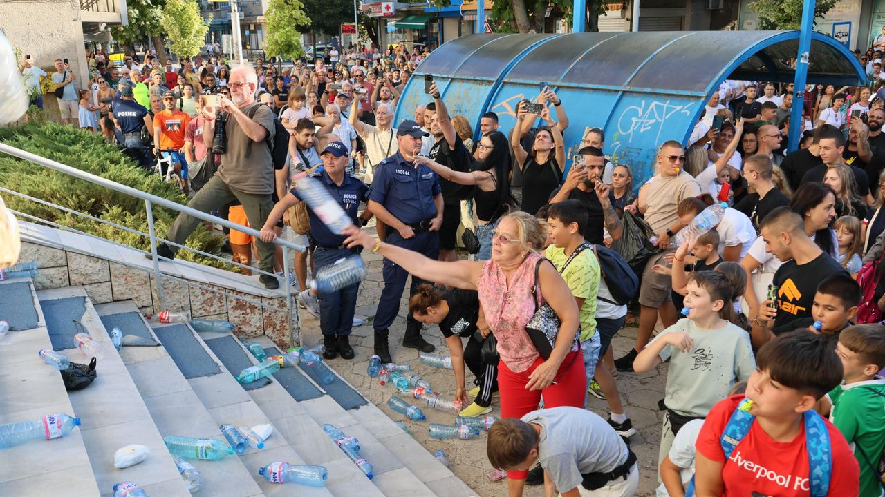 В Плевен отново излизат на протест заради безводието