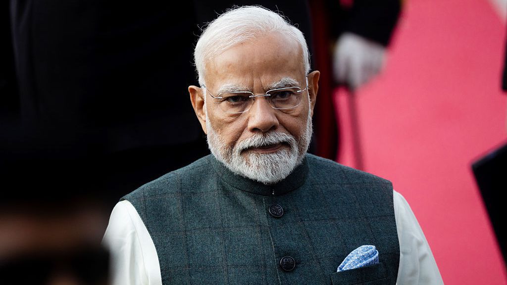 Моди разговаря със Зеленски преди срещата си с Путин