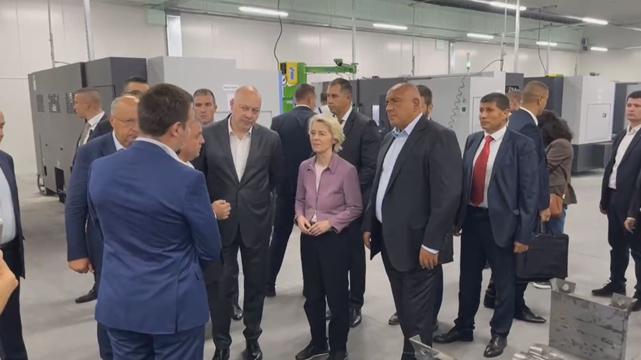 Лидерът на посрещна председателя на Европейската комисия във ВМЗ -