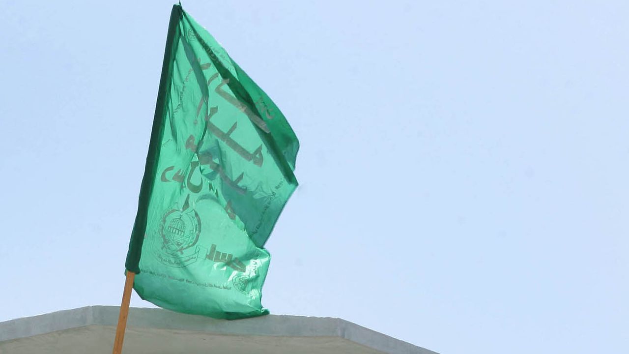 Тленните останки на Барух (на 24 години) бяха транспортирани вчера