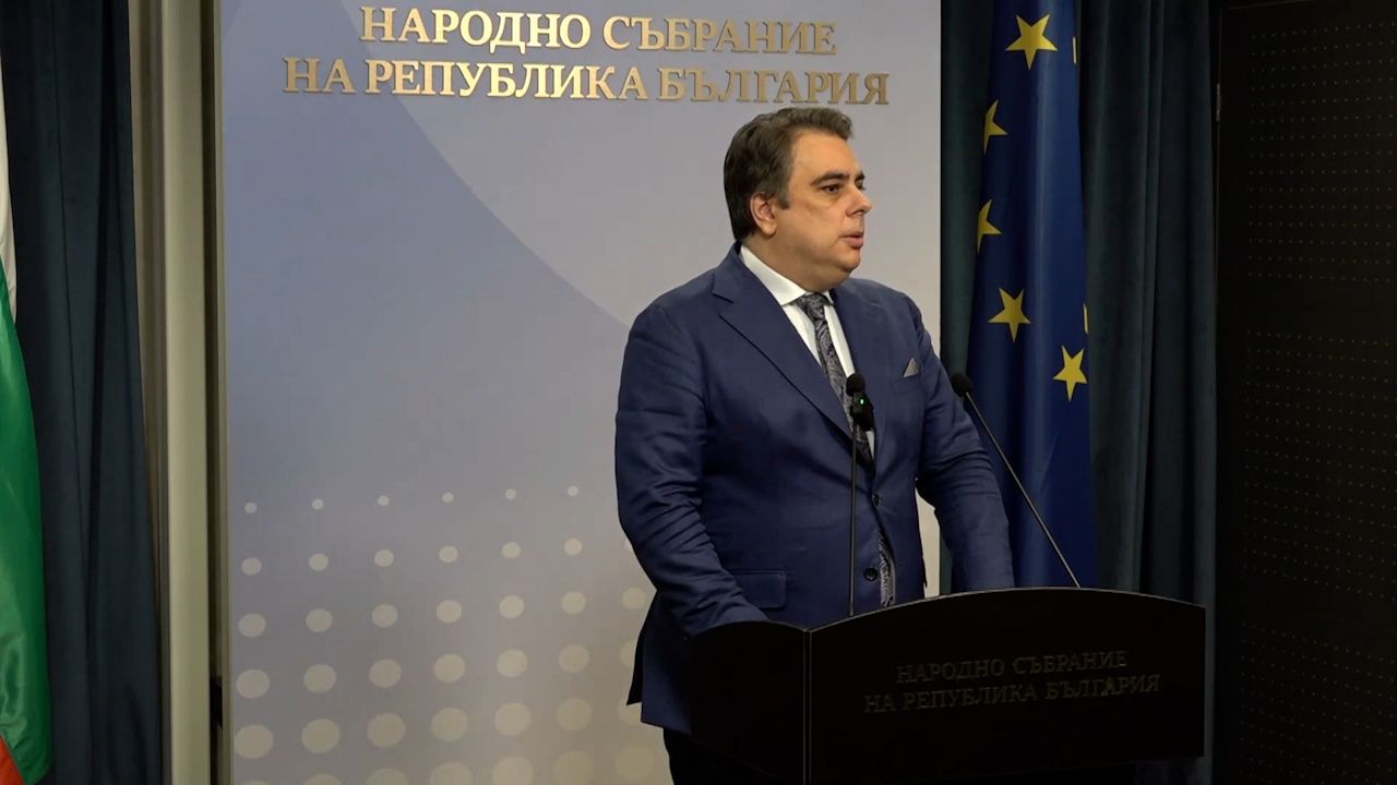 Резултатът от Бюджет 2026 ще бъде пагубен за икономиката, зави още