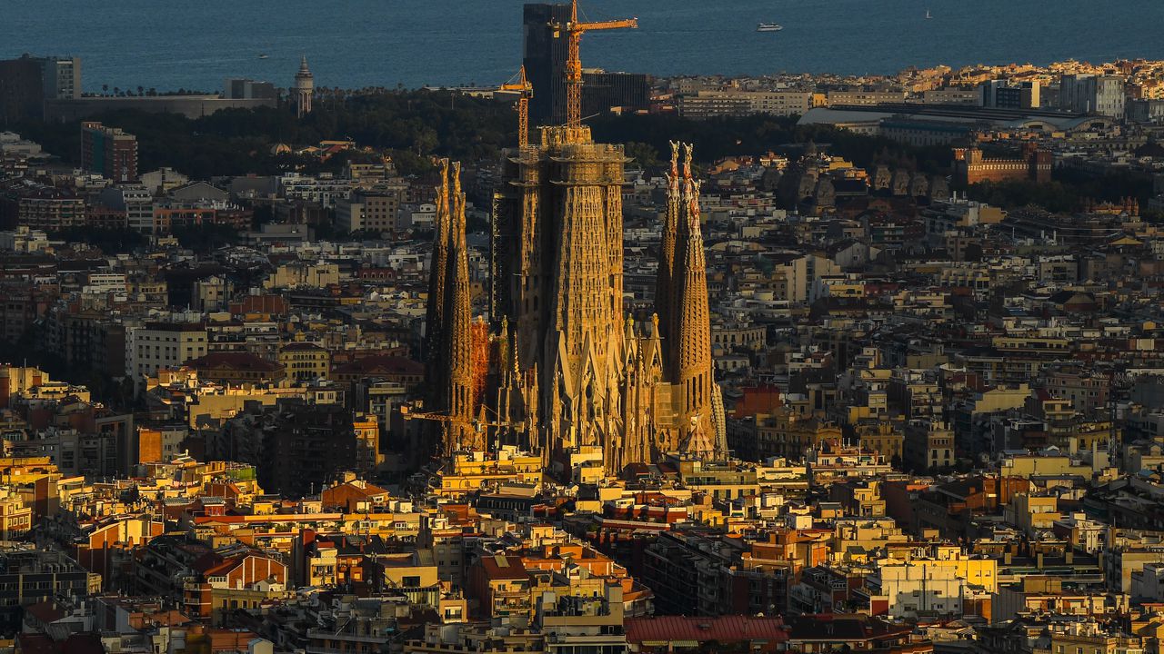 Някой ден, но не по-рано от 2027 г., посетителите на