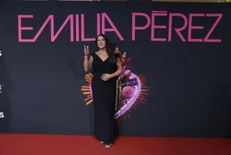 Звездата от „Емилия Перес“ беше въвлечена в бурен скандал заради стари постове в X