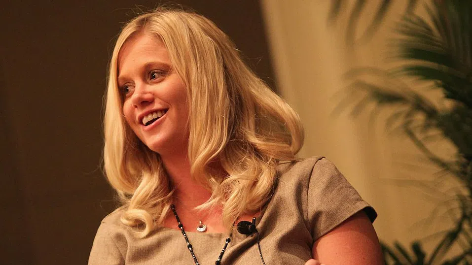 Фаворитката на Уорън Бъфет е на лов за малки компании. И има още милиони за харчене