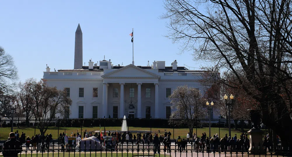 Тръмп иска трети мандат в разрез с Конституцията на САЩ. Възможно ли е това?