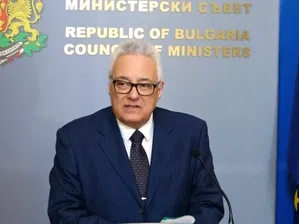 Зам.-министър Марин Райков: Над България не летят и не се зареждат бойни самолети, участващи във военни действия