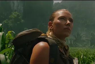 Последният филм от поредицата блокбъстъри следва шаблона на оригиналния на Стивън Спилбърг, но не може да се мери с него, пише в рецензията си BBC