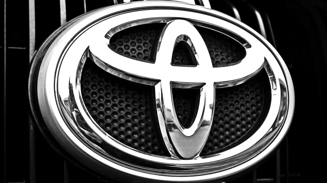 Toyota регистрира рекордно тримесечие въпреки последните затруднения