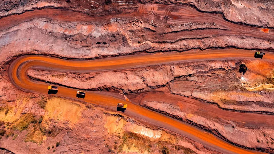 Новите тарифи върху медта сриват цените на метала, елиминирайки популярна търговска стратегия